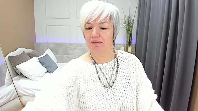 Snapshot of CarmenSoft chatting on December 2024 02:34:02 AM CarmenSoft online show from December 2024 02:34:02 AM