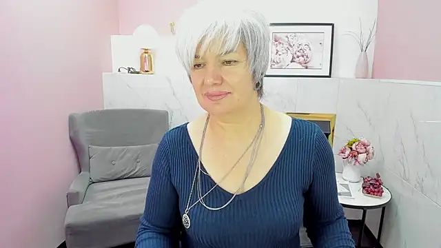 Snapshot of CarmenSoft chatting on December 2024 08:39:02 PM CarmenSoft online show from December 2024 08:39:02 PM