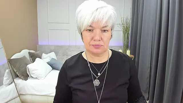 Snapshot of CarmenSoft chatting on December 2024 08:43:01 PM CarmenSoft online show from December 2024 08:43:01 PM