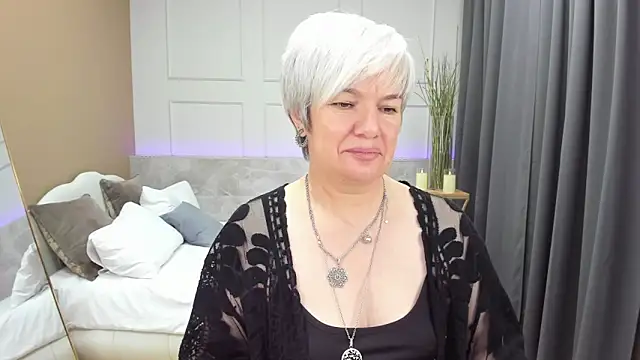 Snapshot of CarmenSoft chatting on December 2024 02:49:02 AM CarmenSoft online show from December 2024 02:49:02 AM