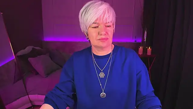 Snapshot of CarmenSoft chatting on December 2024 08:28:02 PM CarmenSoft online show from December 2024 08:28:02 PM