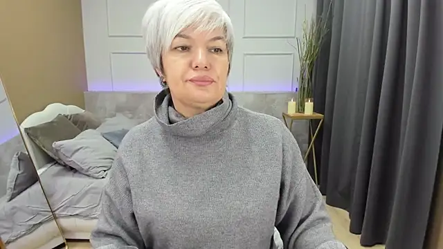 Snapshot of CarmenSoft chatting on December 2024 08:15:01 PM CarmenSoft online show from December 2024 08:15:01 PM