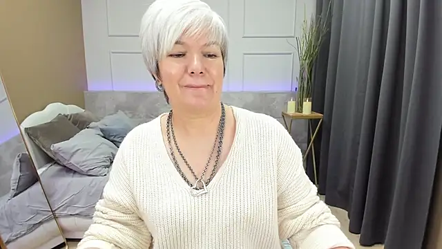 Snapshot of CarmenSoft chatting on December 2024 11:59:01 PM CarmenSoft online show from December 2024 11:59:01 PM