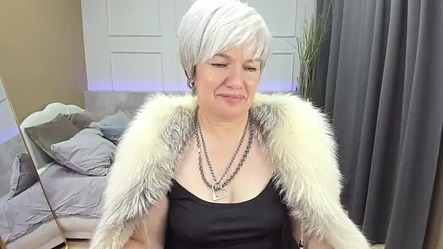 Snapshot of CarmenSoft chatting on December 2024 03:00:02 AM CarmenSoft online show from December 2024 03:00:02 AM