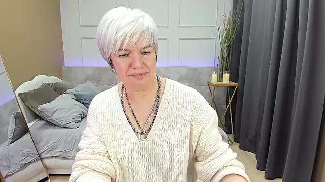 Snapshot of CarmenSoft chatting on December 2024 06:03:02 AM CarmenSoft online show from December 2024 06:03:02 AM