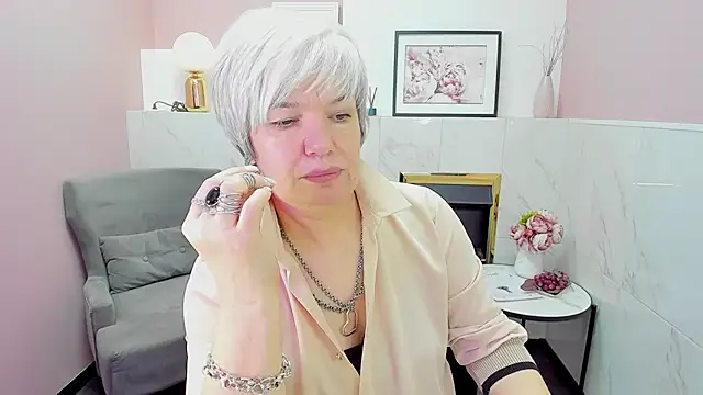 Snapshot of CarmenSoft chatting on January 2025 02:46:02 AM CarmenSoft online show from January 2025 02:46:02 AM