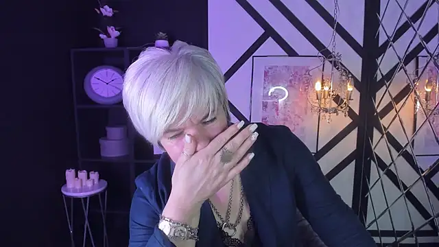 Snapshot of CarmenSoft chatting on January 2025 03:29:01 AM CarmenSoft online show from January 2025 03:29:01 AM