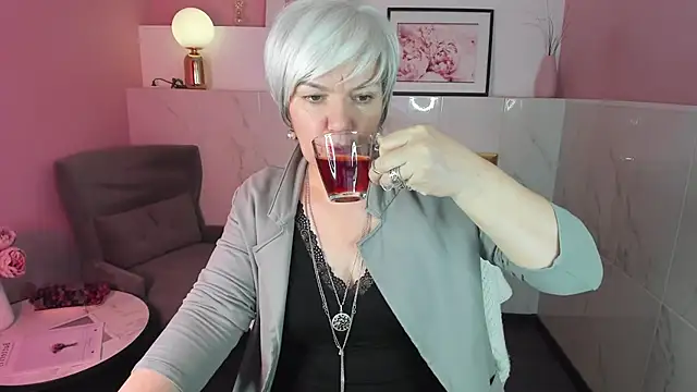 Snapshot of CarmenSoft chatting on January 2025 03:04:02 AM CarmenSoft online show from January 2025 03:04:02 AM