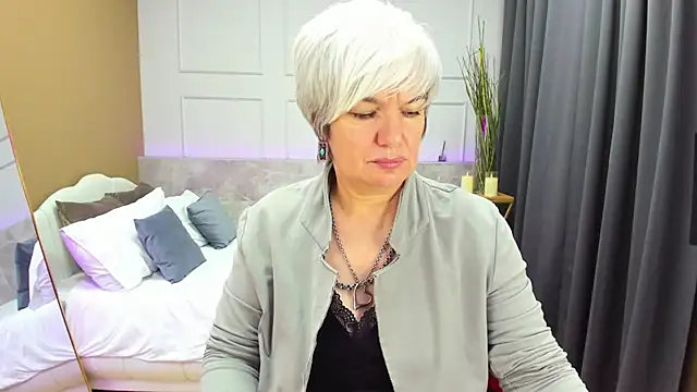 Snapshot of CarmenSoft chatting on February 2025 03:20:01 AM CarmenSoft online show from February 2025 03:20:01 AM