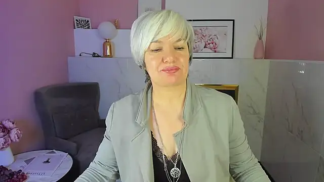 Snapshot of CarmenSoft chatting on February 2025 01:05:02 AM CarmenSoft online show from February 2025 01:05:02 AM