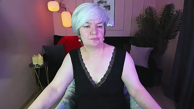 Snapshot of CarmenSoft chatting on February 2025 12:06:01 AM CarmenSoft online show from February 2025 12:06:01 AM