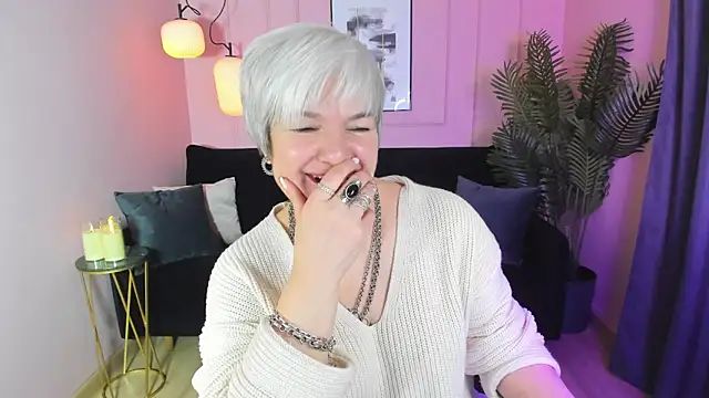 Snapshot of CarmenSoft chatting on February 2025 09:11:02 PM CarmenSoft online show from February 2025 09:11:02 PM