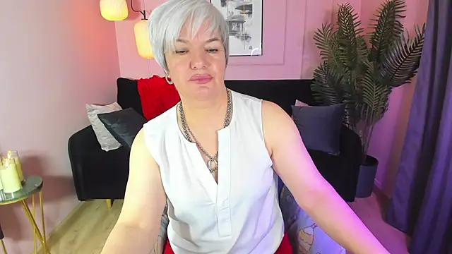 Snapshot of CarmenSoft chatting on February 2025 12:46:01 AM CarmenSoft online show from February 2025 12:46:01 AM