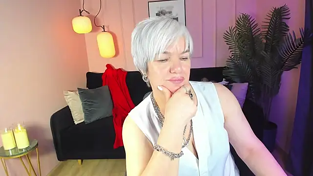 Snapshot of CarmenSoft chatting on February 2025 02:58:01 AM CarmenSoft online show from February 2025 02:58:01 AM