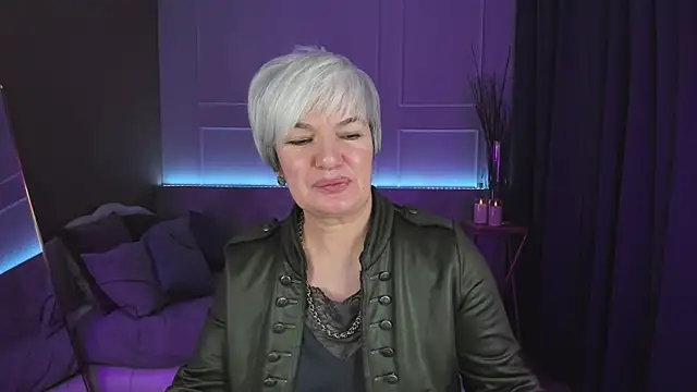 Snapshot of CarmenSoft chatting on February 2025 12:08:02 AM CarmenSoft online show from February 2025 12:08:02 AM