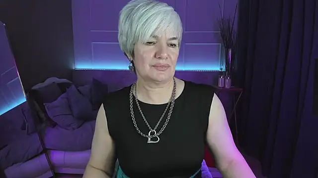 Snapshot of CarmenSoft chatting on February 2025 11:47:02 PM CarmenSoft online show from February 2025 11:47:02 PM