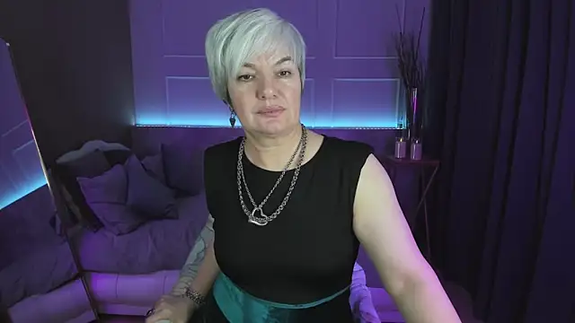 Snapshot of CarmenSoft chatting on February 2025 02:51:01 AM CarmenSoft online show from February 2025 02:51:01 AM