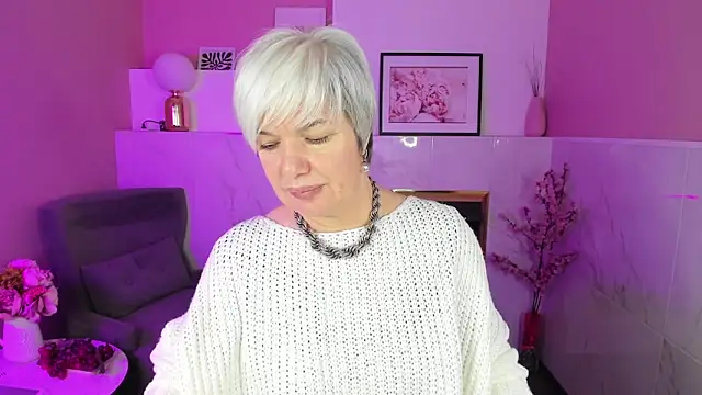 Snapshot of CarmenSoft chatting on March 2025 01:42:02 AM CarmenSoft online show from March 2025 01:42:02 AM