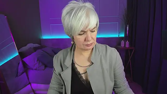 Snapshot of CarmenSoft chatting on March 2025 11:43:01 PM CarmenSoft online show from March 2025 11:43:01 PM