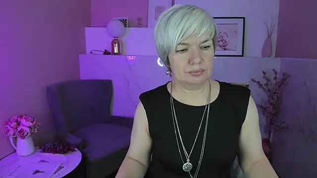 Snapshot of CarmenSoft chatting on March 2025 12:16:02 AM CarmenSoft online show from March 2025 12:16:02 AM