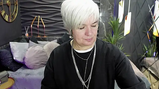 Snapshot of CarmenSoft chatting on September 2025 09:07:02 PM CarmenSoft online show from September 2025 09:07:02 PM