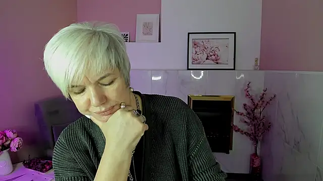 Snapshot of CarmenSoft chatting on September 2025 08:46:01 PM CarmenSoft online show from September 2025 08:46:01 PM