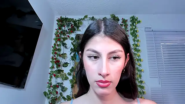 valeria gonzales  online show from February 2025 07:52:01 PM