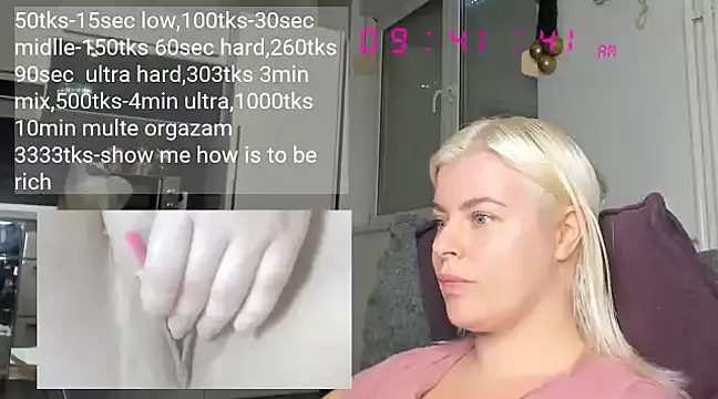 queenofthenighttt online show from December 2024 08:42:02 AM