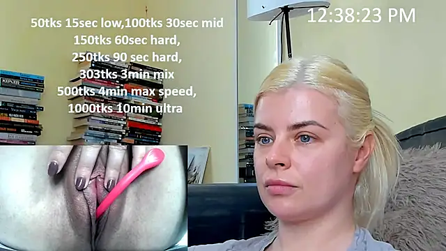 queenofthenighttt online show from February 2026 11:37:02 AM