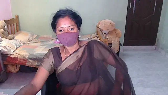 Snapshot of Novapol chatting on June 2026 05:28:02 PM Novapol online show from June 2026 05:28:02 PM