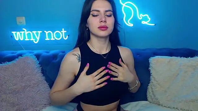 ViollinaLove online show from March 2025 05:43:02 AM