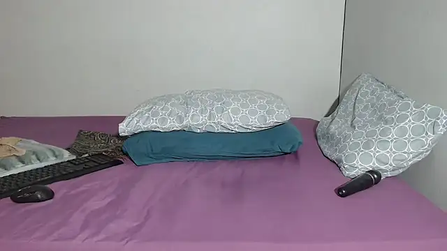 ANGELINE600 online show from February 2025 06:37:01 PM