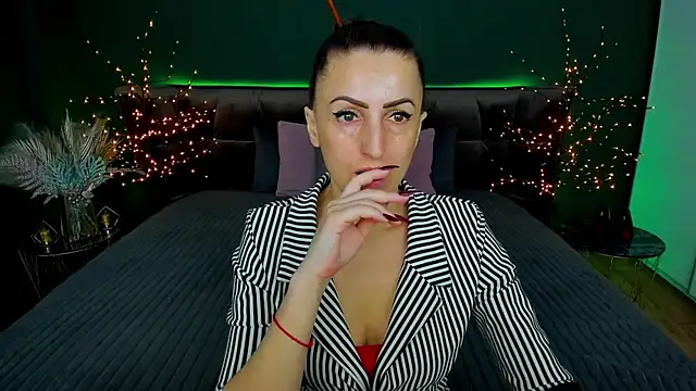 Rebecca Diamond online show from March 2025 06:20:02 AM