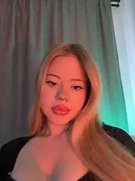 curchez  online show from February 2025 08:23:02 PM