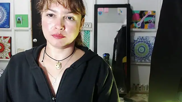 solamatista11 online show from October 2025 09:25:02 PM