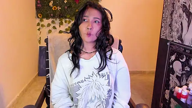 Mary Rosse1 online show from October 2025 06:51:01 PM