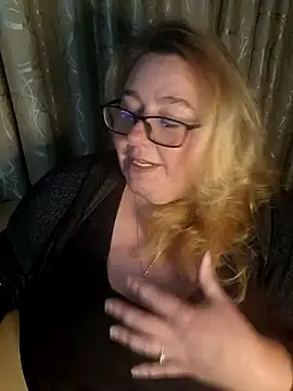Iceprincess2bad4u online show from May 2026 06:16:02 PM