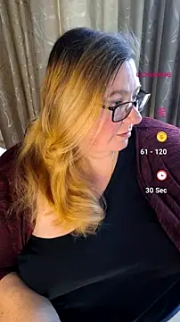 Snapshot of Iceprincess2bad4u chatting on July 2026 06:09:02 AM Iceprincess2bad4u online show from July 2026 06:09:02 AM