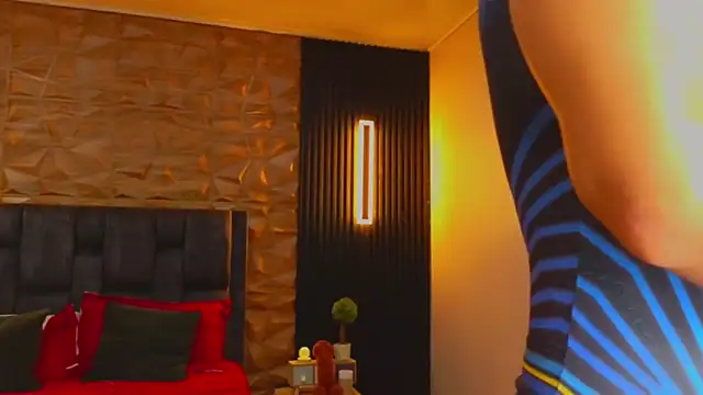 FelipeAndMarcello3 online show from March 2025 11:06:01 PM