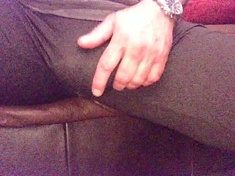 SDtinycok online show from February 2025 10:10:02 PM