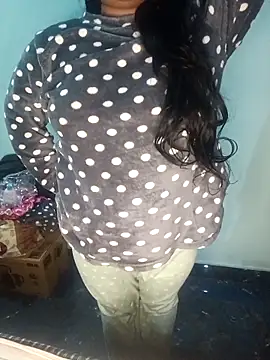 Sweet-Berry online show from February 2026 05:58:01 PM