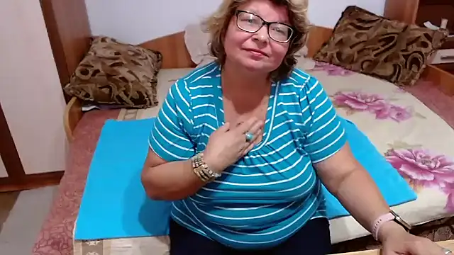 SweetMommaX online show from September 2025 10:15:02 AM