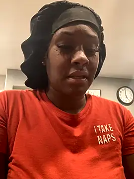 Foreignthababyy online show from September 2025 10:00:02 PM