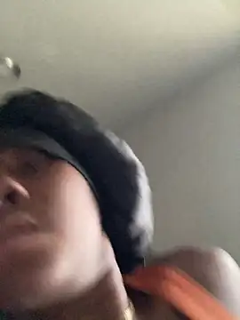 Foreignthababyy online show from October 2025 07:58:02 PM