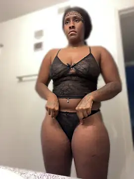 Foreignthababyy online show from April 2026 09:59:02 PM