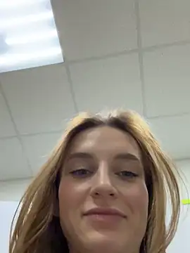 -AngelAri- online show from December 2024 06:05:01 PM