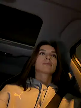 -AngelAri- online show from November 2025 06:08:01 PM