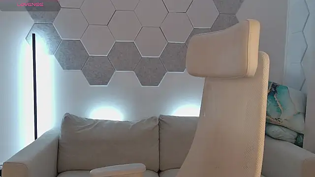 novaforyou1 online show from December 2024 12:18:01 AM