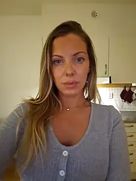 novaforyou1 online show from December 2024 10:24:01 AM