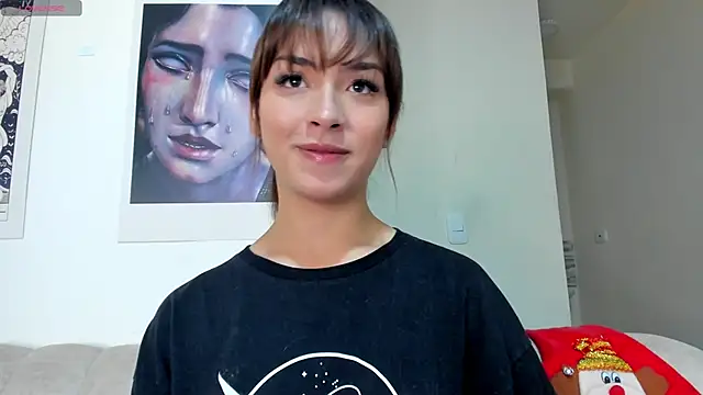 Snapshot of Moonlight1002 chatting on December 2024 02:23:02 AM Moonlight1002 online show from December 2024 02:23:02 AM